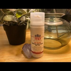 EltaMD Skincare UV GLOW Broad Spectrum SPF 36